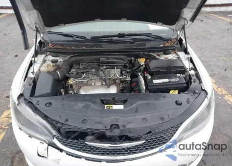 2016 Chrysler 200 Limited z USA, uszkodzony, nr VIN 1C3CCCAB7GN168449